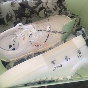Off white sneakers , size 7